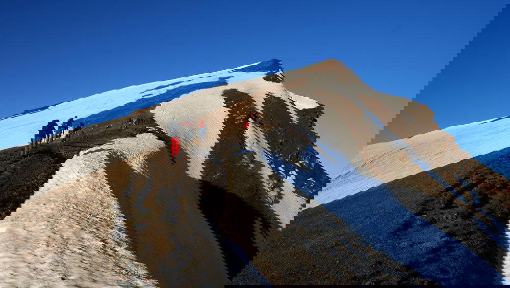 Sar Pass Trek - Tour